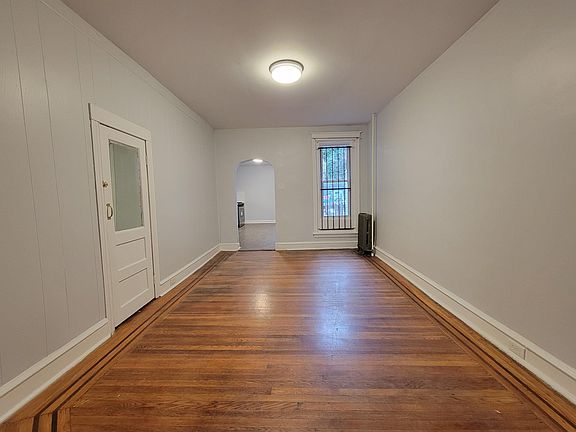 3rd image of 6234 Belfield Ave