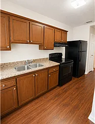 344 Price St — Photo 6