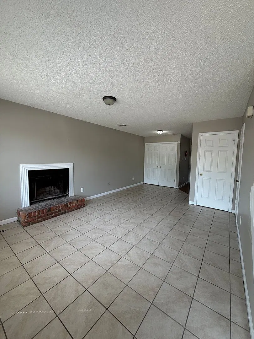 3522 - 3524 Christine Rd. — Photo 3