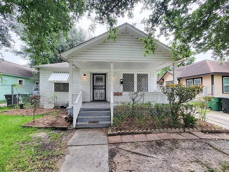 2816 Elser St — Photo 2