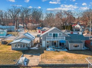 7827 N Tippecanoe Dr, Walkerton, IN 46574