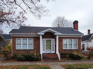 6 SE 7th St, Washington, IN 47501