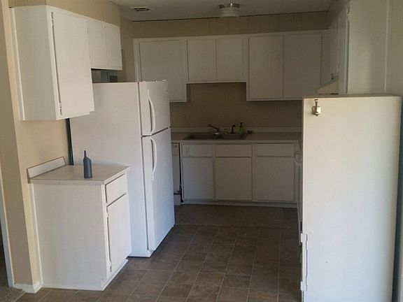 5th image of 105 Donna Dr