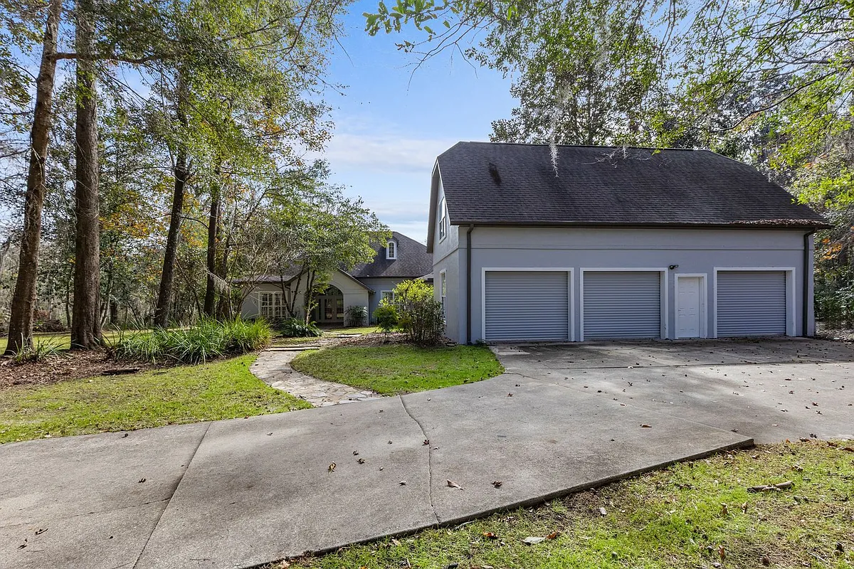 Building Photo - 9510 NW 59th Ln