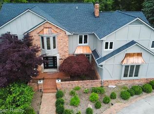 3160 Quail Ridge Cir, Rochester Hills, MI 48309