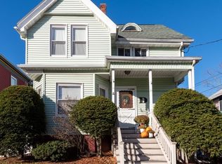 112 Essex St, Swampscott, MA 01907