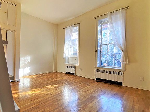 2nd image of 53 W 84th St APT 3