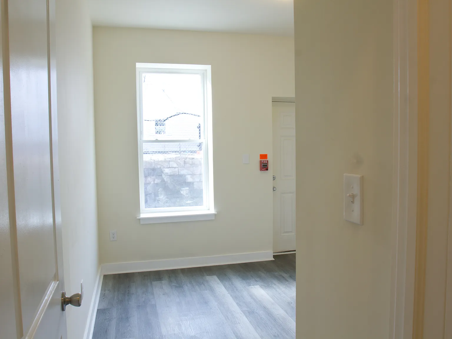 2 bed, 850 sqft, $1,499 — Photo 4