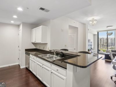 3040 Peachtree Rd NW UNIT 713, Atlanta, GA, 30305