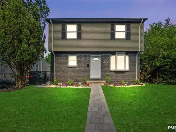 48 Hickory St, Dumont, NJ 07628