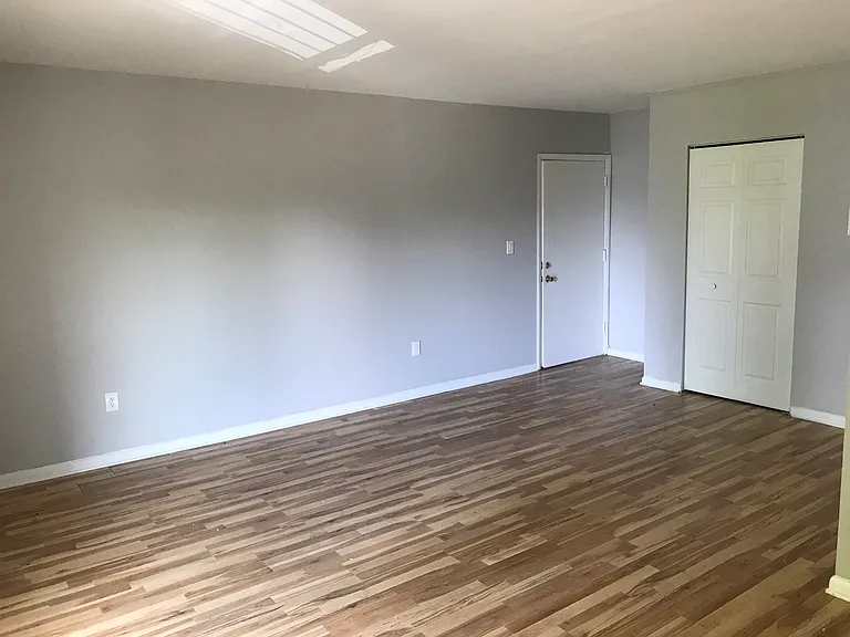 3701 Liberty Heights Ave — Photo 14