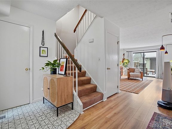 5th image of 1454 Carriage Trace Blvd