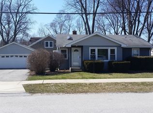 1101 Carol St, Downers Grove, IL 60516