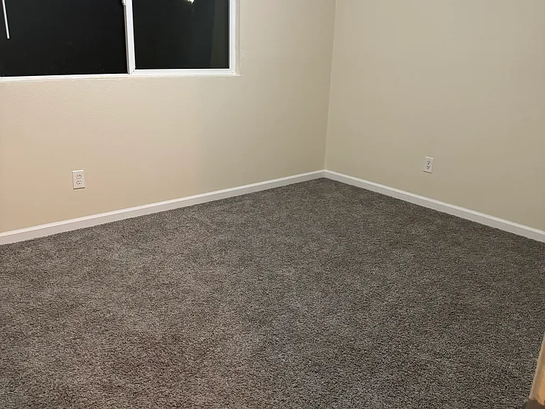 2429 Court St — Photo 10