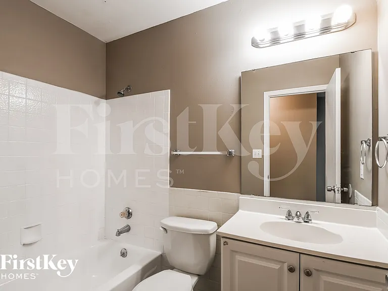 11610 Helenoak Dr — Photo 12
