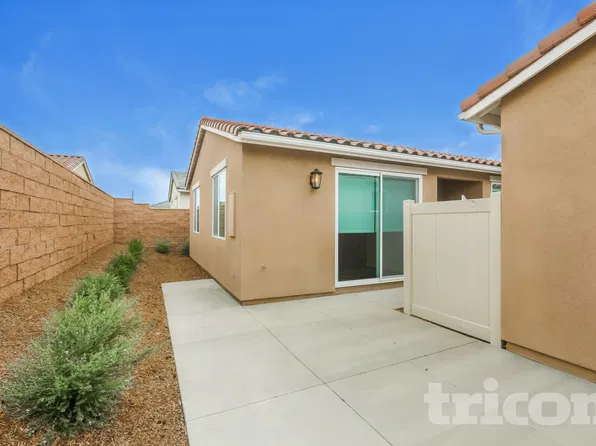 1704 Taylor Ave, Corona, CA