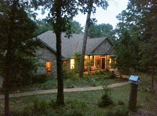 140 Oak Shadows Cv, Holly Lake Ranch, TX 75765