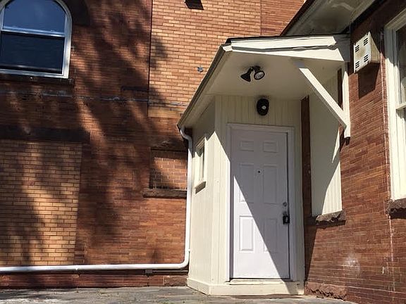 Entry way
