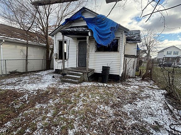 4th image of 7395 Melrose St