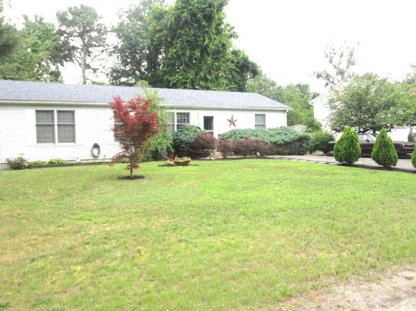 34 Chippewa Trl, Browns Mills, NJ 08015
