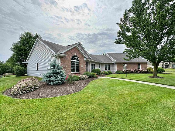 2nd image of 2523 Knightsbridge Dr
