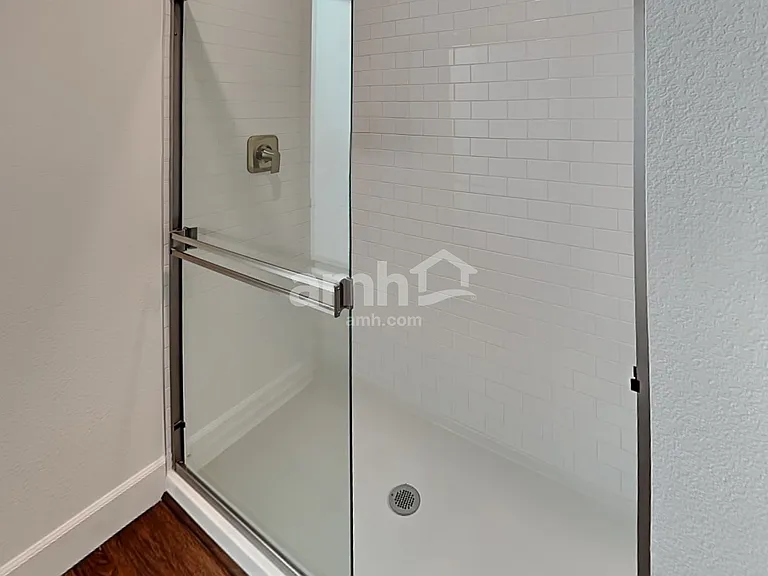 10122 Cathedral Spires Ave — Photo 10