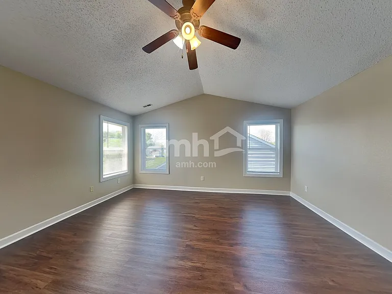 11065 Cool Winds Way — Photo 13