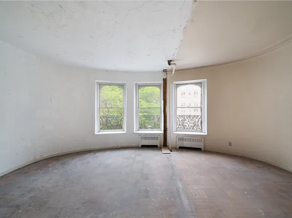 18 West 76th Street image 9 of 18