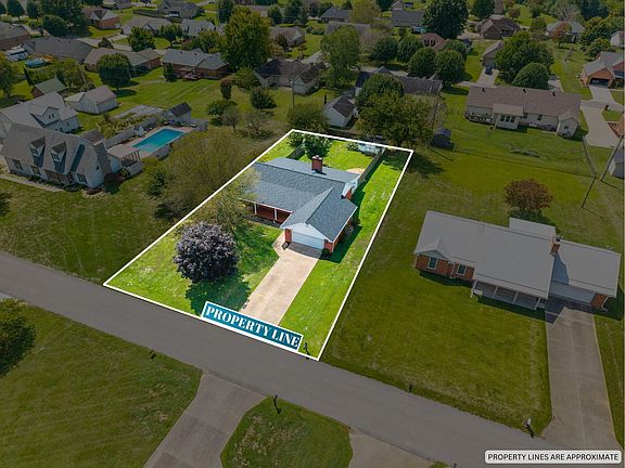 3rd image of 1013 S Fork Dr