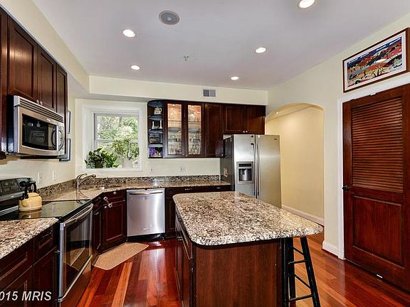 Granite Counters and Kitchen Island