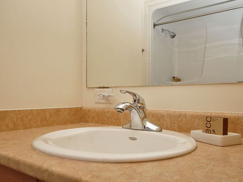 Victoria Apartment for rent - 2 Bedrooms — photo 16