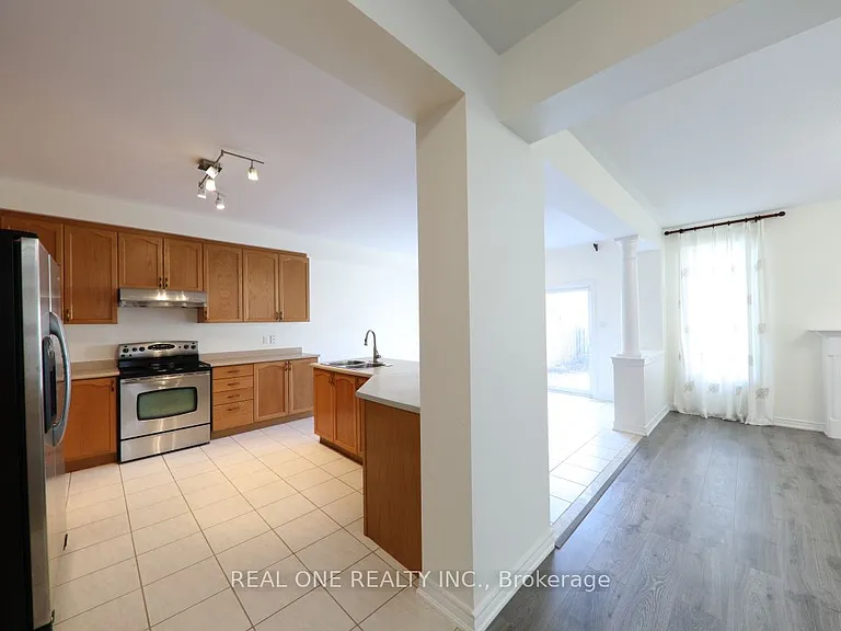 29 Duckfield Cres — Photo 11