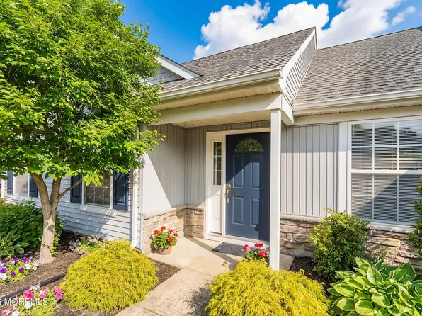 2570 Little Pine Court, Toms River, NJ 08755