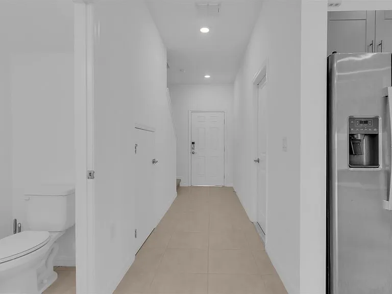 3010 Canary Ave — Photo 42