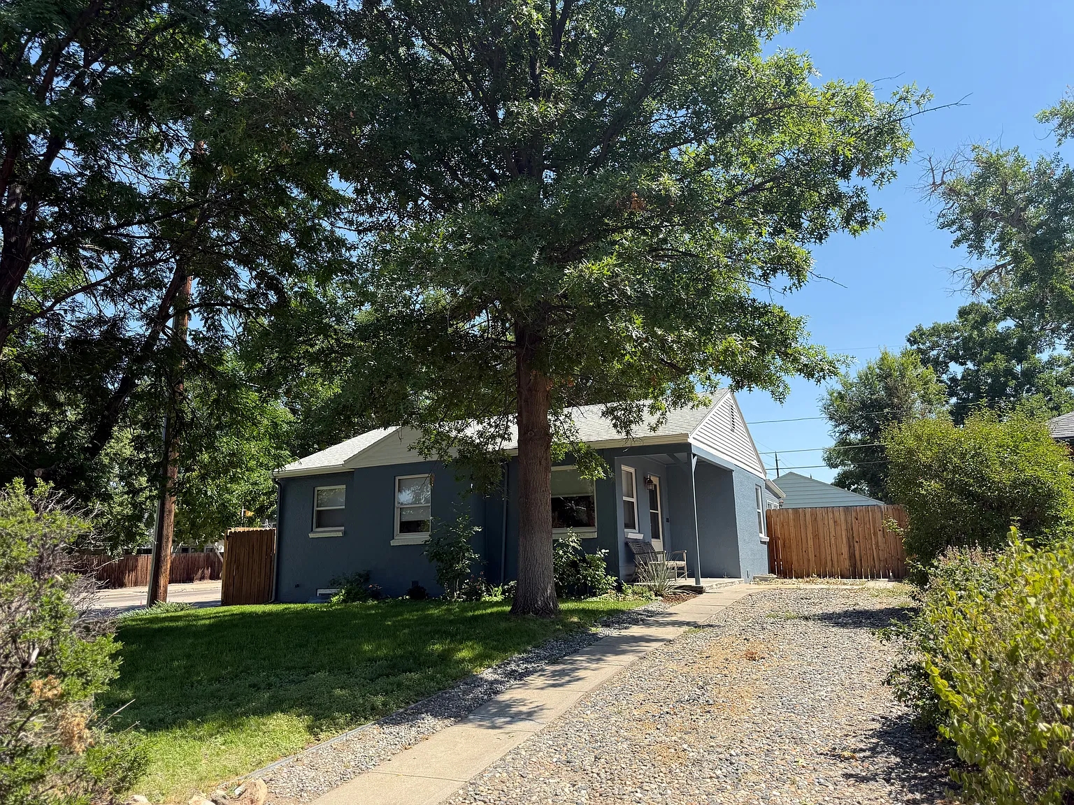 2102 S Pearl St — Photo 2