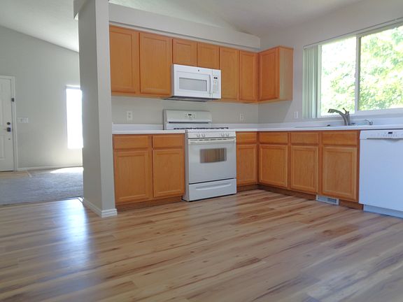 3rd image of 8816 W Florence Dr