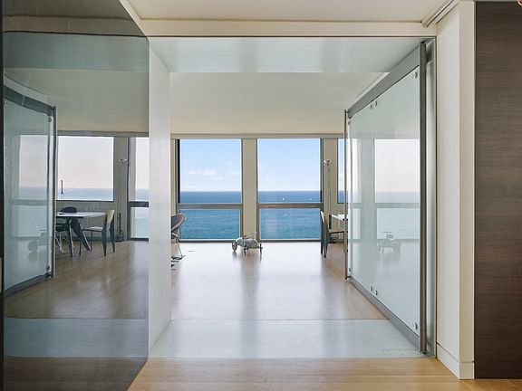 3rd image of 1240 N Lake Shore Dr APT 31A