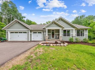 920 Willow Ridge Rd, Hudson, WI 54016