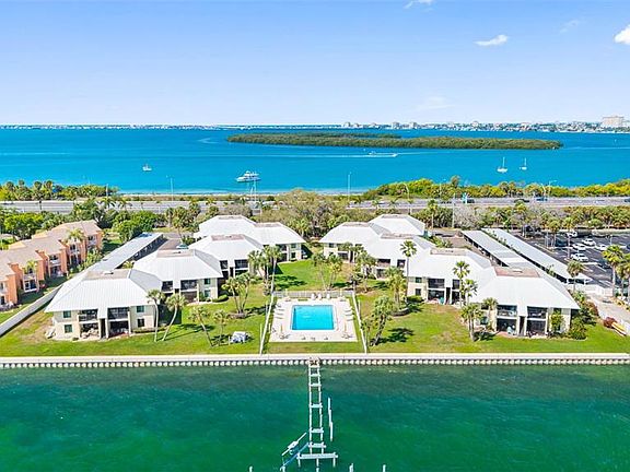 2nd image of 7300 SUNSHINE SKYWAY LANE S #210