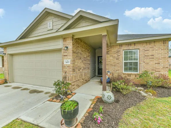 7407 Parkview Dr, Hitchcock, TX 77563