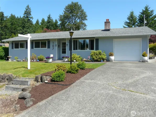 107 Candlewyck Drive W, Lakewood, WA 98499