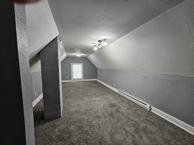 2227 W Cherry St — Photo 9