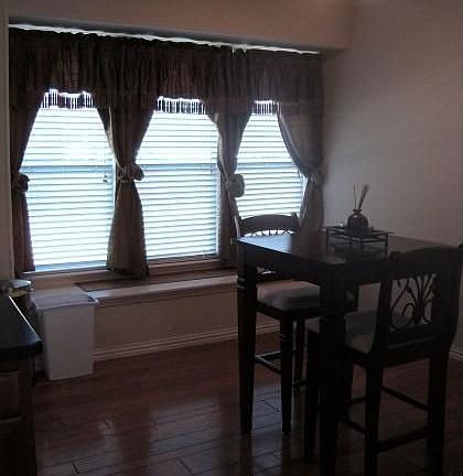 4th image of 1605 Oakcrest Dr