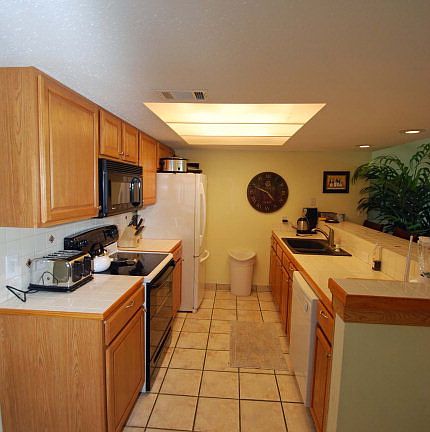 5th image of 5550 Gulf Blvd Unit 401
