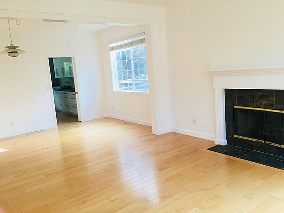 dinning/sitting room