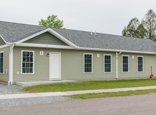 3 N Gardens Ln #101, Milton, VT 05468