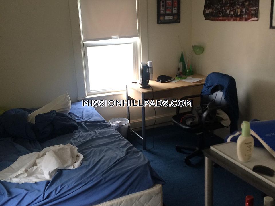 2nd image of 2 Shepherd Ave #A2