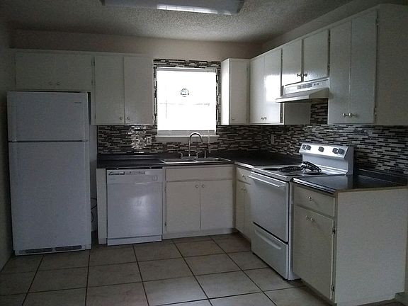 2nd image of 5 Meadow Run Cir APT C