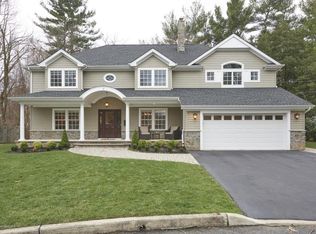 12 Rutgers Dr, Fair Haven, NJ 07704