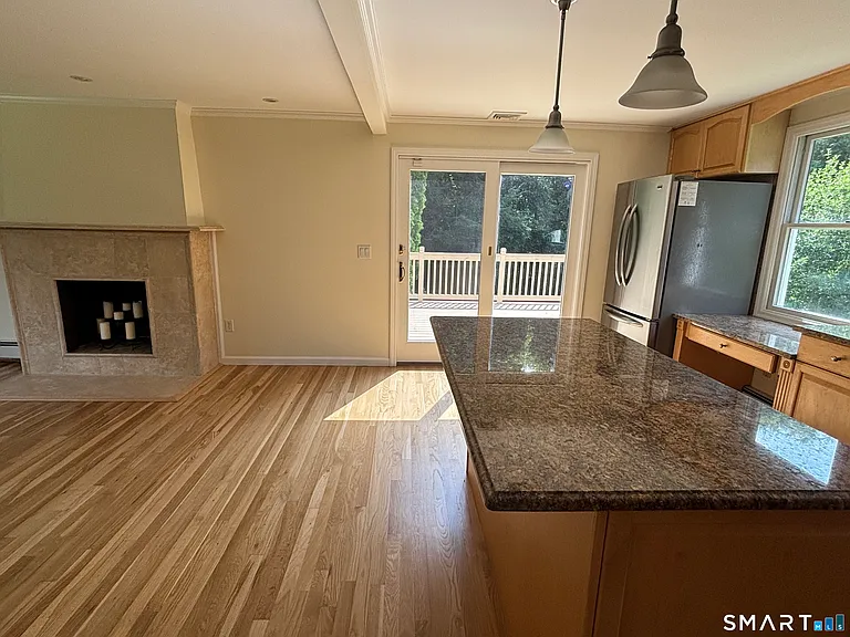 18 Hales Rd — Photo 4